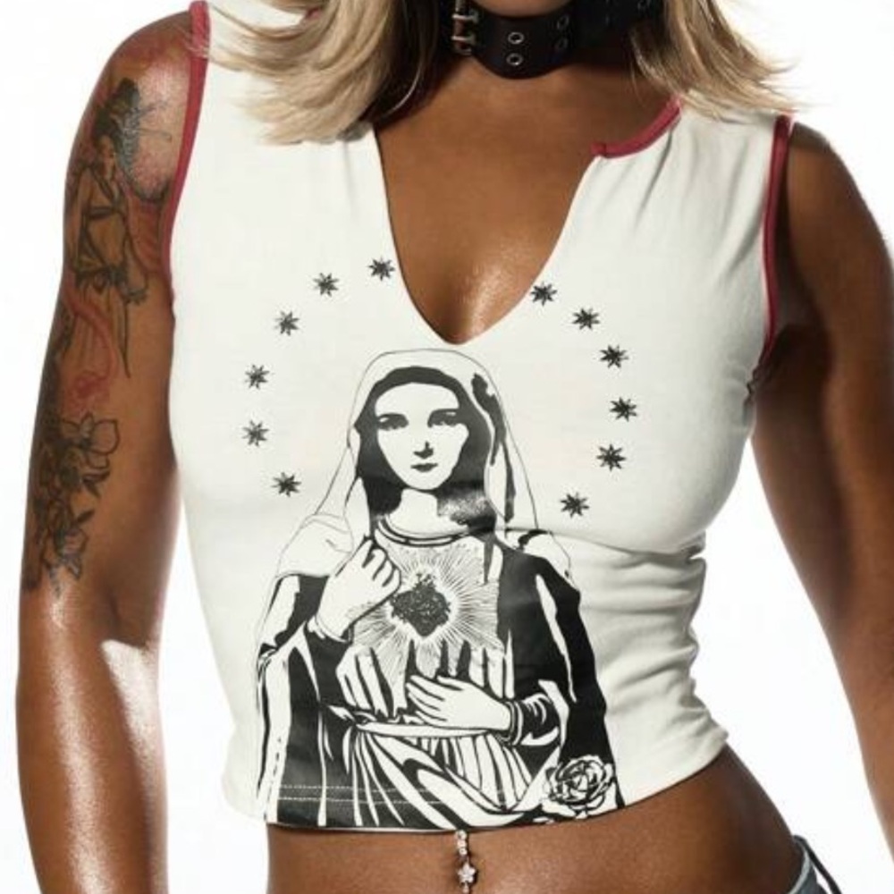 Graphic cropped tank top